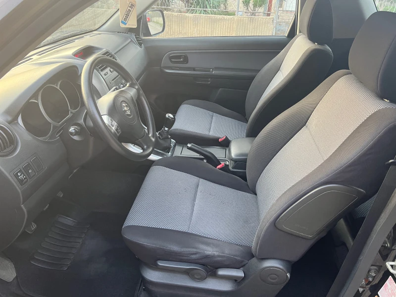 Suzuki Grand vitara 1.9DDS, снимка 12 - Автомобили и джипове - 46673639