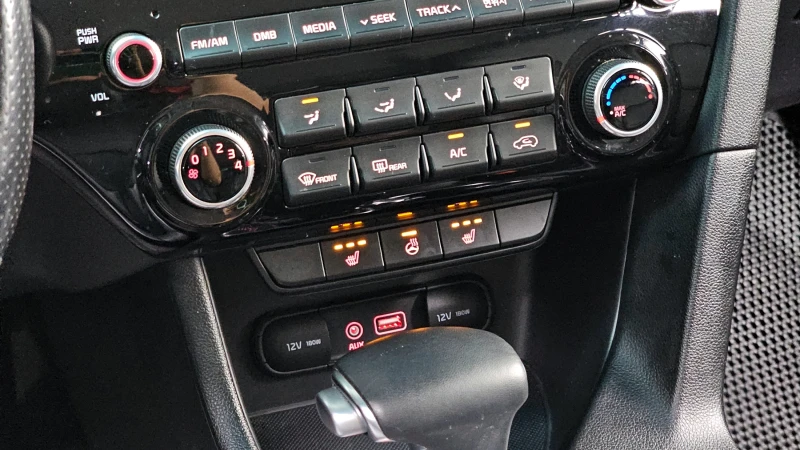 Kia Sportage 2.0 2WD PRESTIGE autogeorge.com, снимка 17 - Автомобили и джипове - 51903273