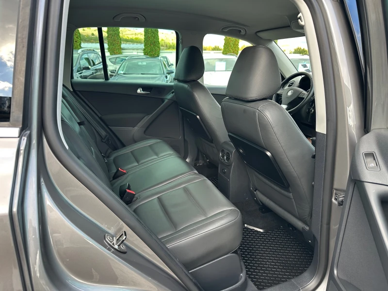 VW Tiguan 2.0TDI* 4 MOTION* AVTOMATIK* NAVI* TOP* , снимка 7 - Автомобили и джипове - 52021533