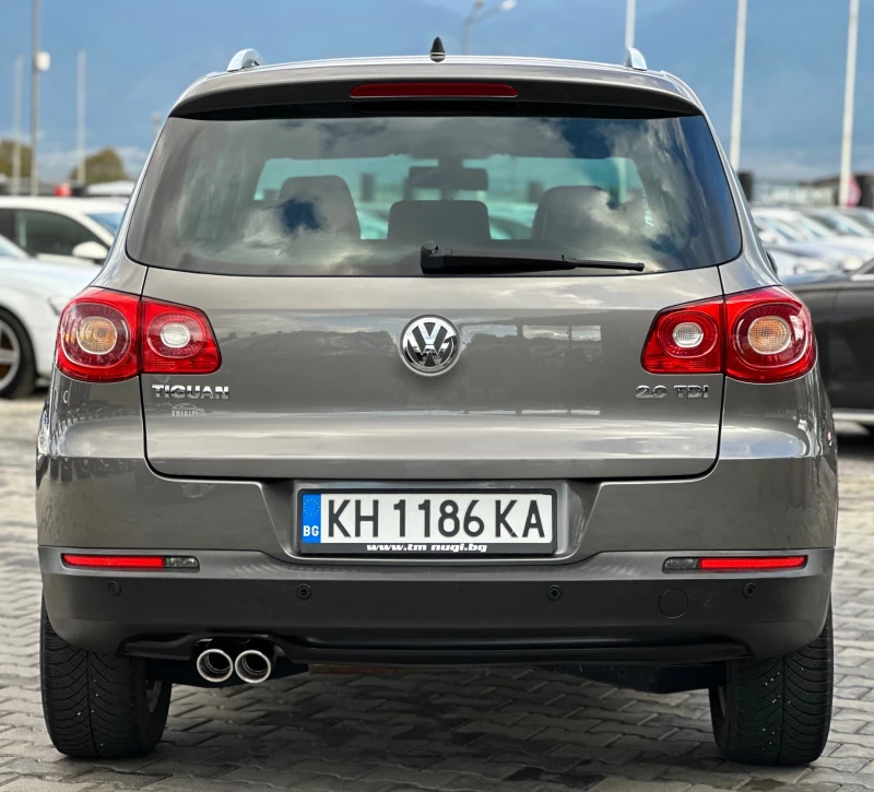VW Tiguan 2.0TDI* 4 MOTION* AVTOMATIK* NAVI* TOP* , снимка 5 - Автомобили и джипове - 52021533