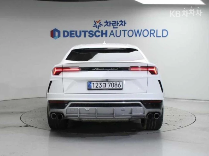 Lamborghini Urus 4.0 V8 ФИНАНСИРАНЕ, снимка 4 - Автомобили и джипове - 53243660