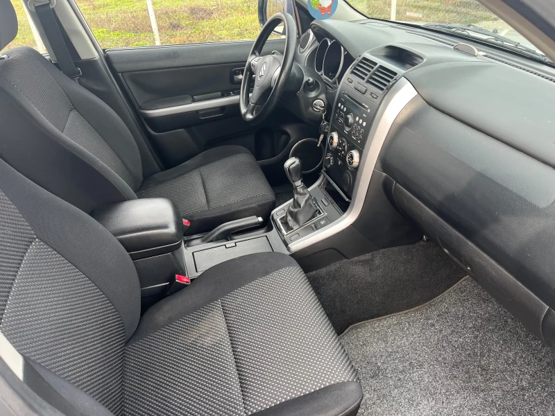 Suzuki Grand vitara 1.9DDiS, снимка 11 - Автомобили и джипове - 53433023