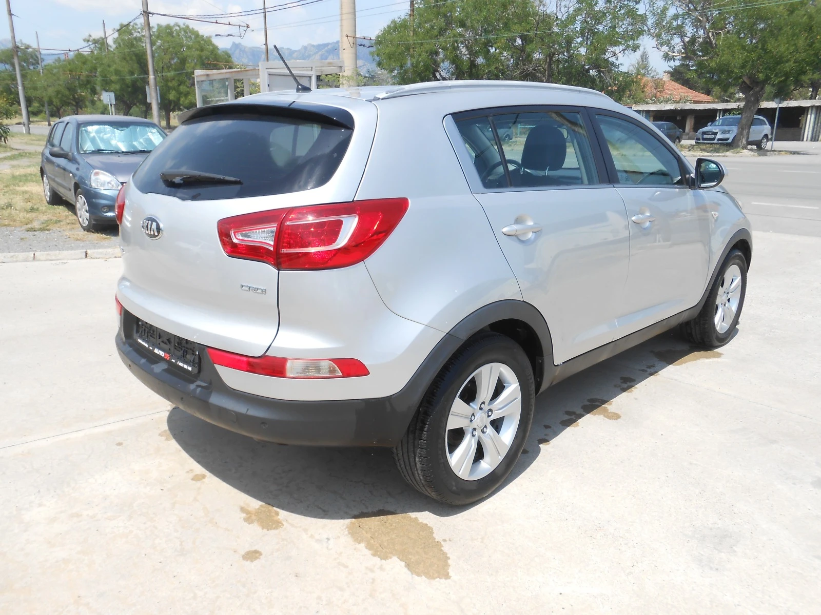 Kia Sportage 1.6i-6sk-130.000km-Euro-5B - изображение 5