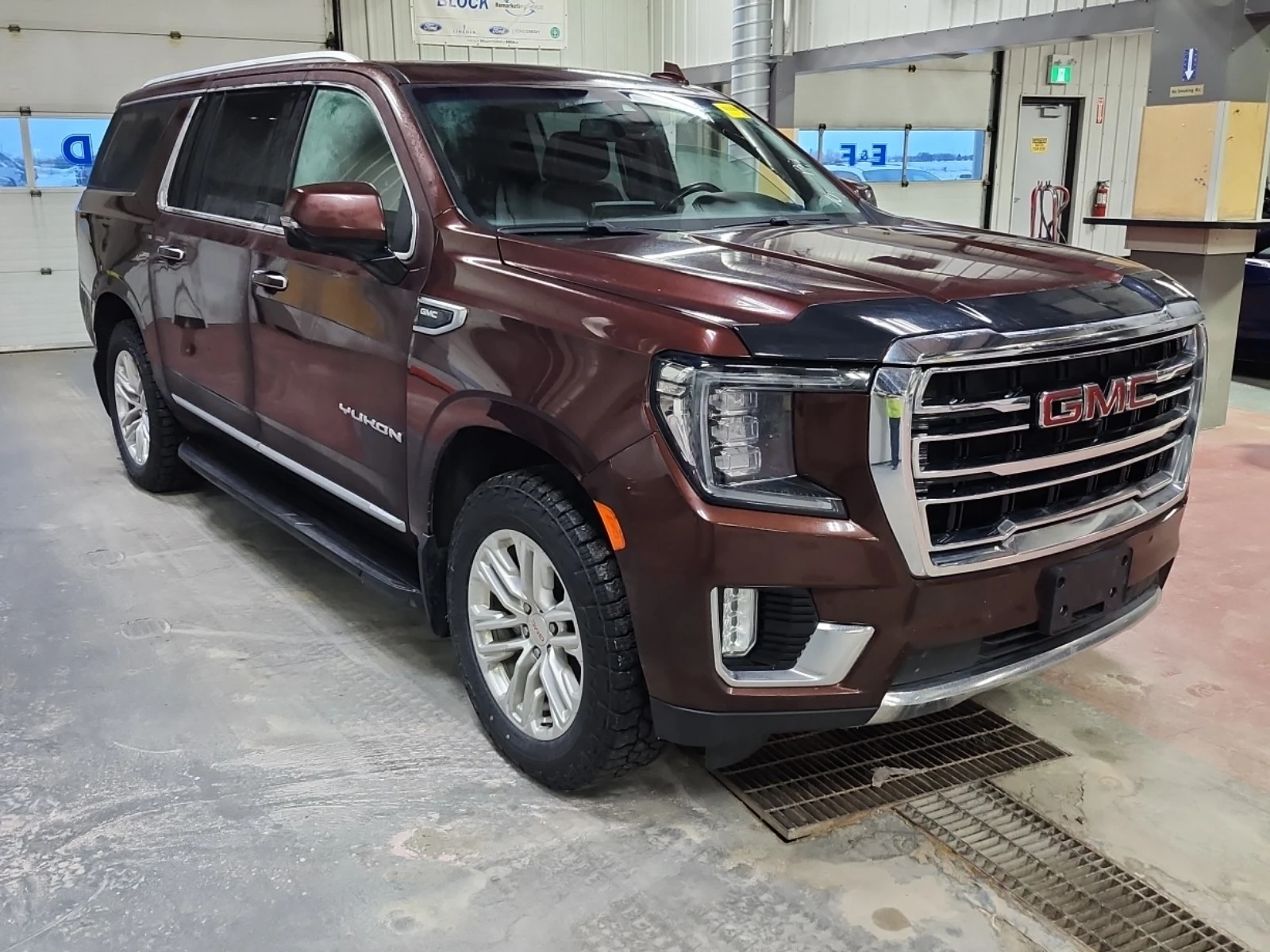 Gmc Yukon 5.3L 8cyl 4WD, снимка 2 - Автомобили и джипове - 53710421