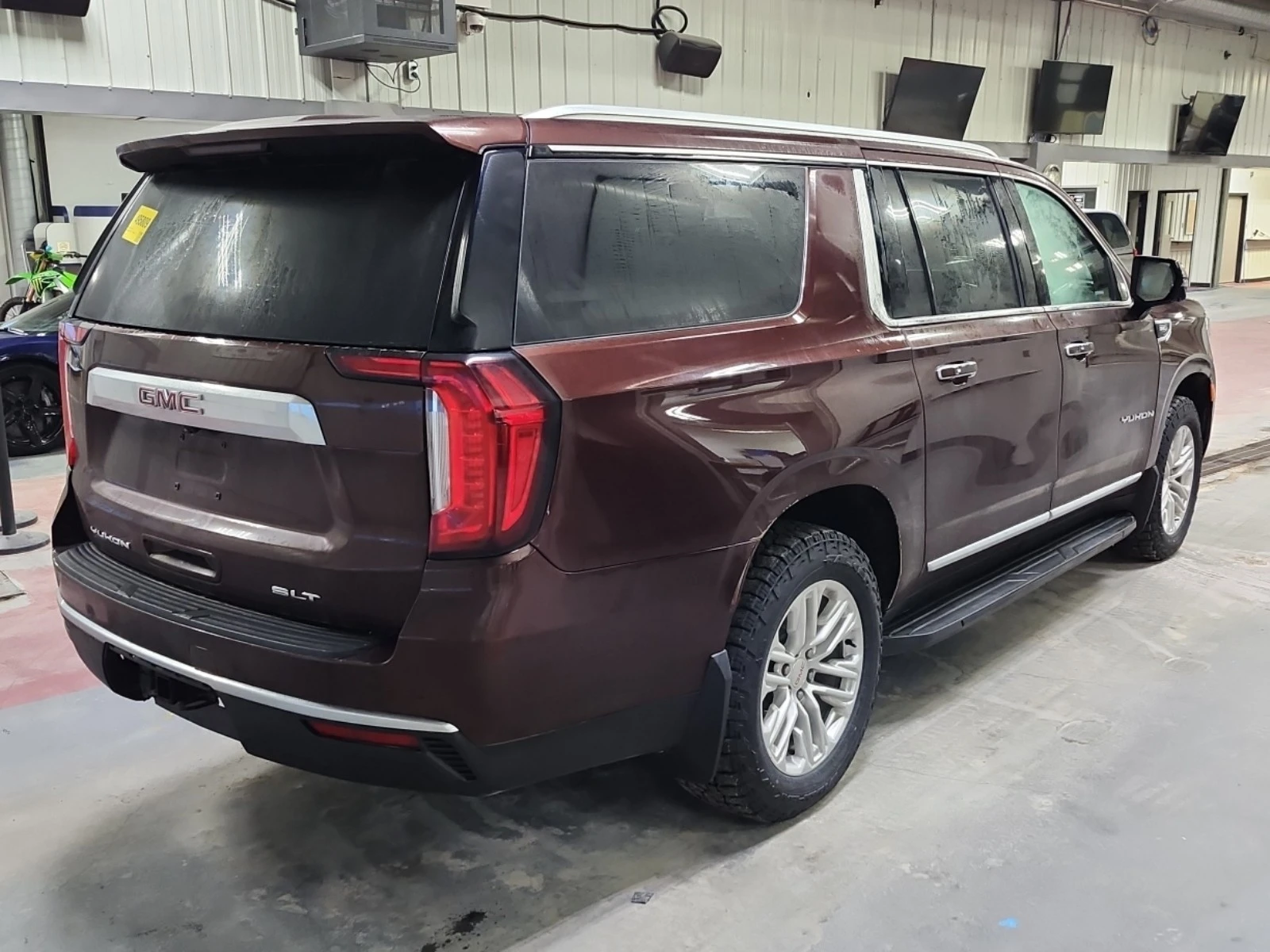 Gmc Yukon 5.3L 8cyl 4WD, снимка 3 - Автомобили и джипове - 53710421