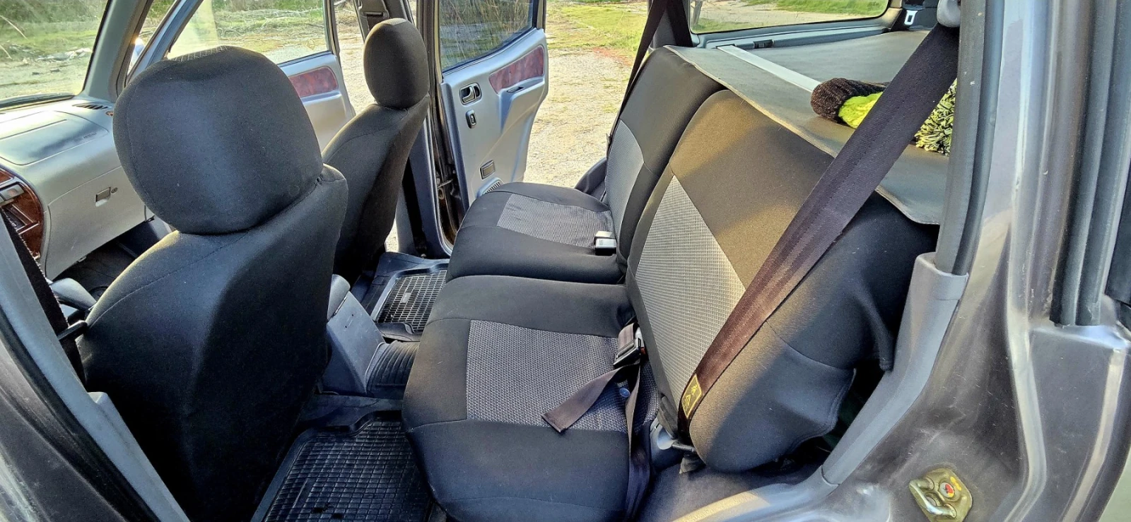 Nissan Terrano 2.7 TDI AUTOMAT , снимка 8 - Автомобили и джипове - 53892803