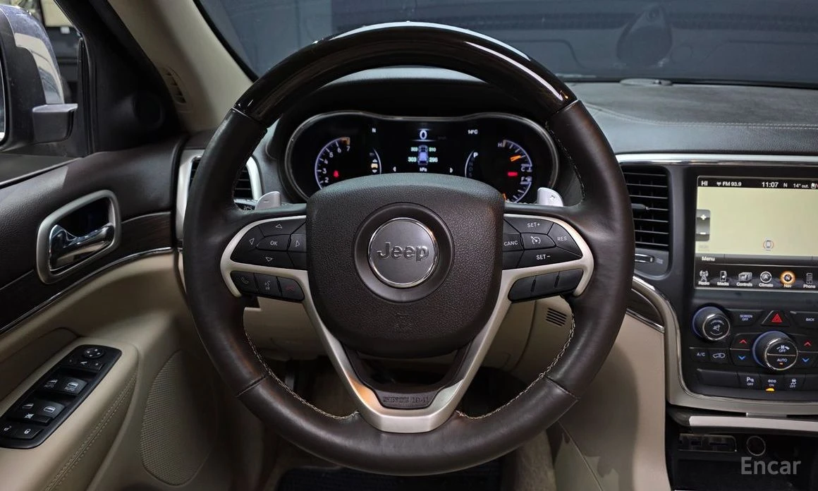 Jeep Grand cherokee, снимка 13 - Автомобили и джипове - 54066060