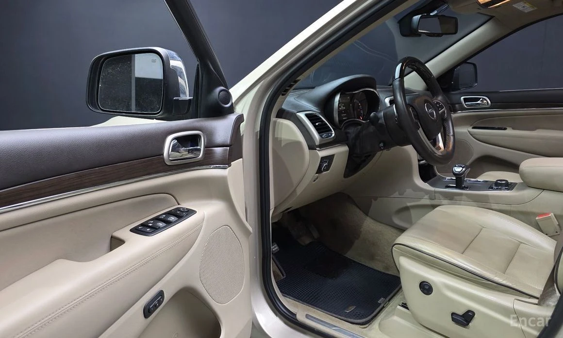 Jeep Grand cherokee, снимка 10 - Автомобили и джипове - 54066060