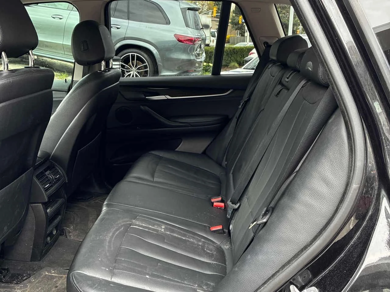BMW X5 * xDrive35d * ПЕРФЕКТНА ИСТОРИЯ* ОТ ПРЕДСТАВИТЕЛСТ, снимка 12 - Автомобили и джипове - 54483634