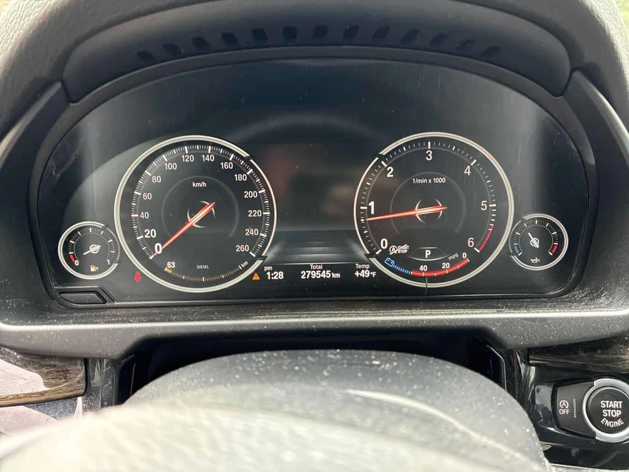BMW X5 * xDrive35d * ПЕРФЕКТНА ИСТОРИЯ* ОТ ПРЕДСТАВИТЕЛСТ, снимка 8 - Автомобили и джипове - 54483634
