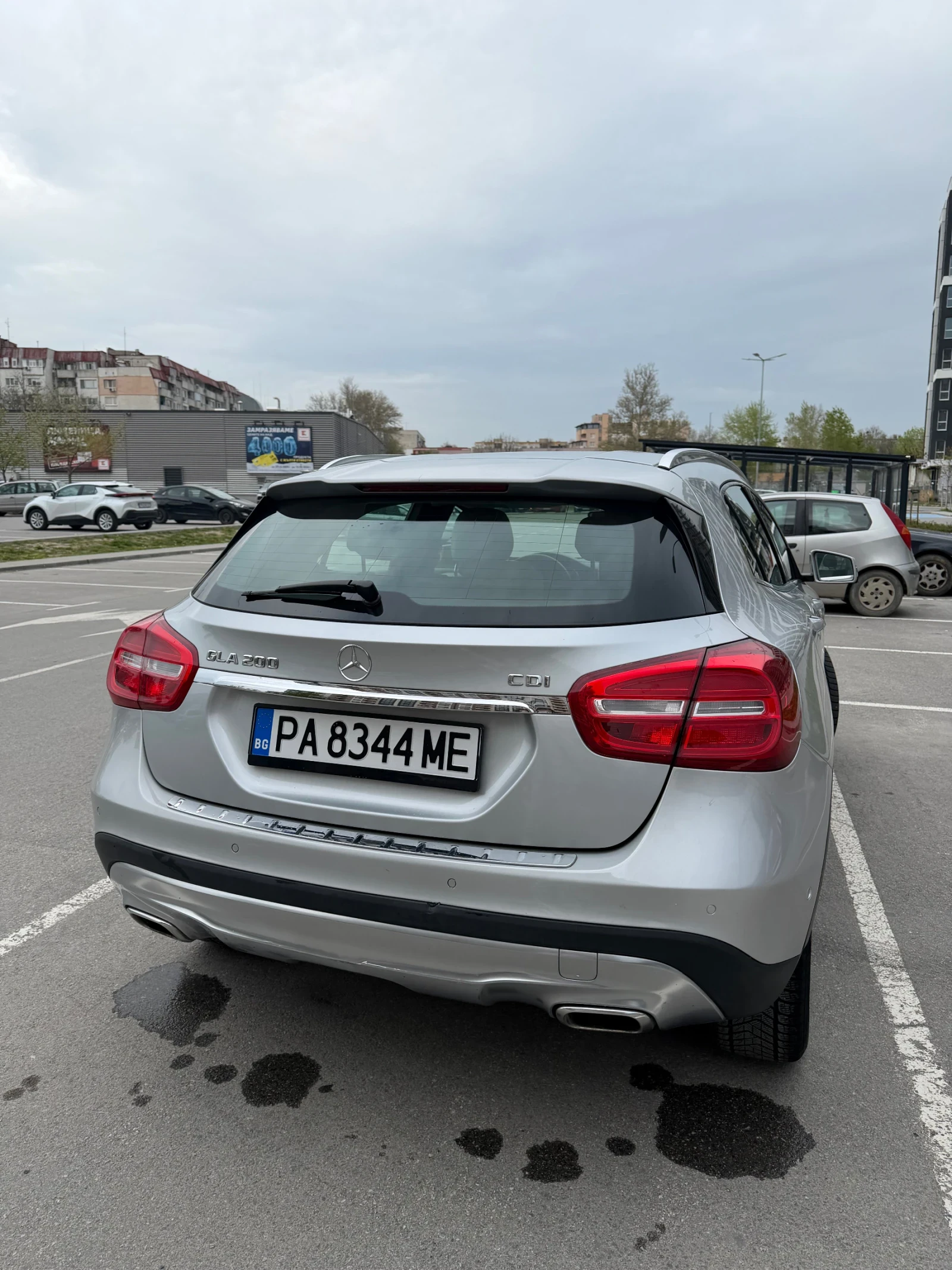 Mercedes-Benz GLA 200, снимка 4 - Автомобили и джипове - 55220918
