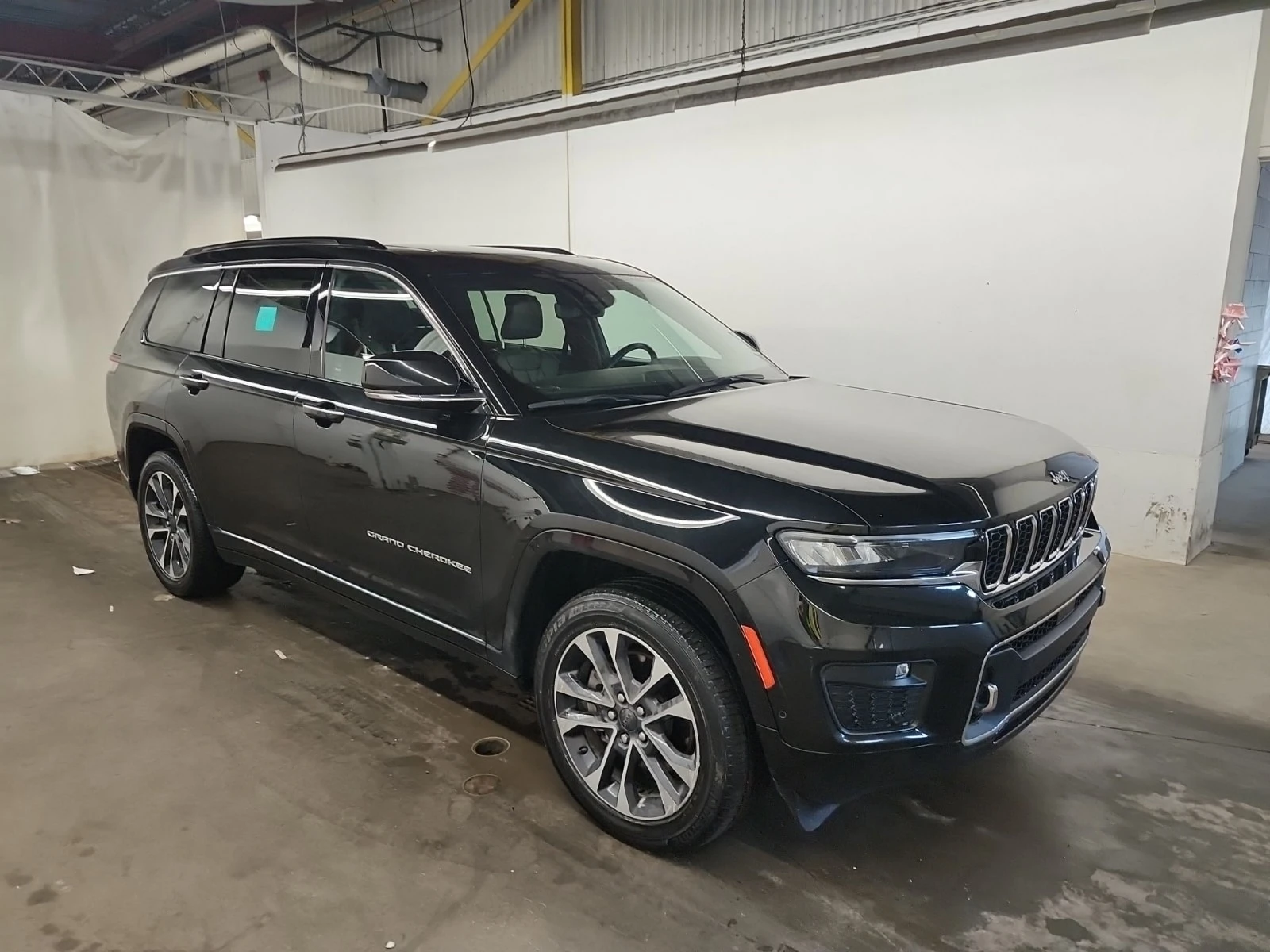 Jeep Grand cherokee 5.7 V8 * OVERLAND * 4WD * CARFAX * , снимка 2 - Автомобили и джипове - 56081856