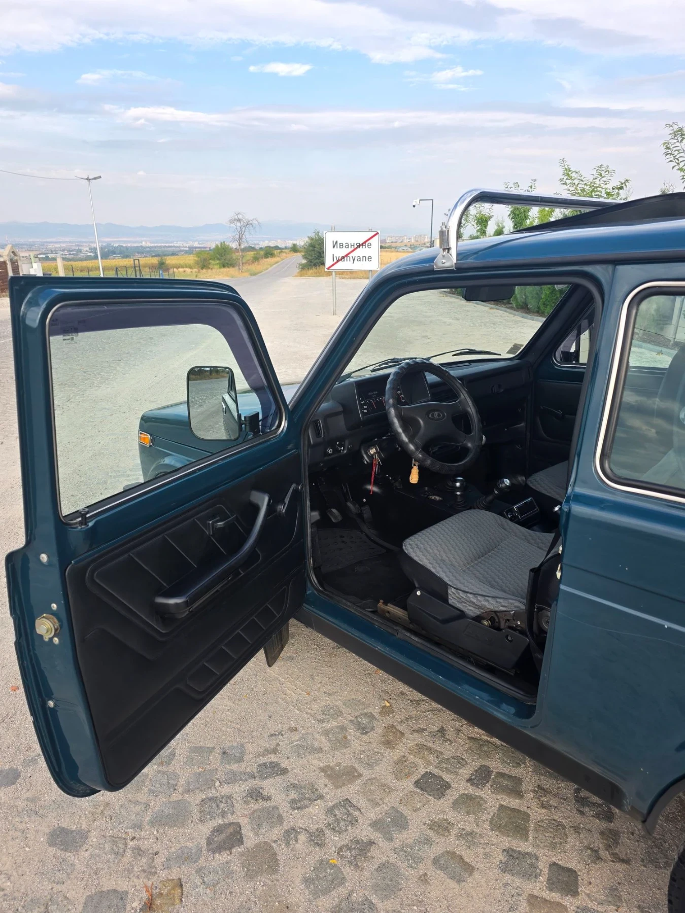 Lada Niva 1.7 I, снимка 9 - Автомобили и джипове - 56338009
