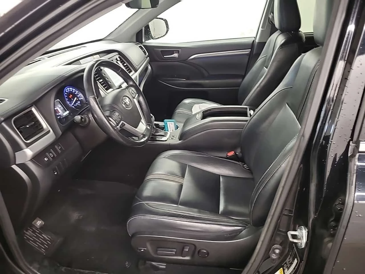 Toyota Highlander * XLE * AWD * 8 ����� * CARFAX *  | Mobile.bg � ����������� 7