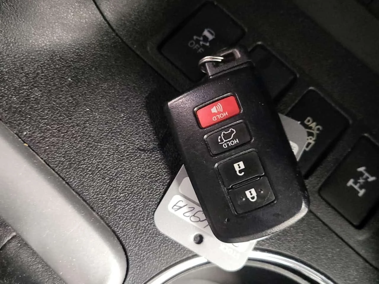 Toyota Highlander * XLE * AWD * 8 ����� * CARFAX *  | Mobile.bg � ����������� 13