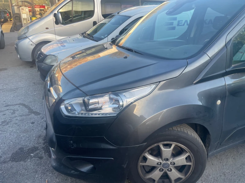 Ford Tourneo Tourneo -Connect, снимка 3 - Бусове и автобуси - 48699831