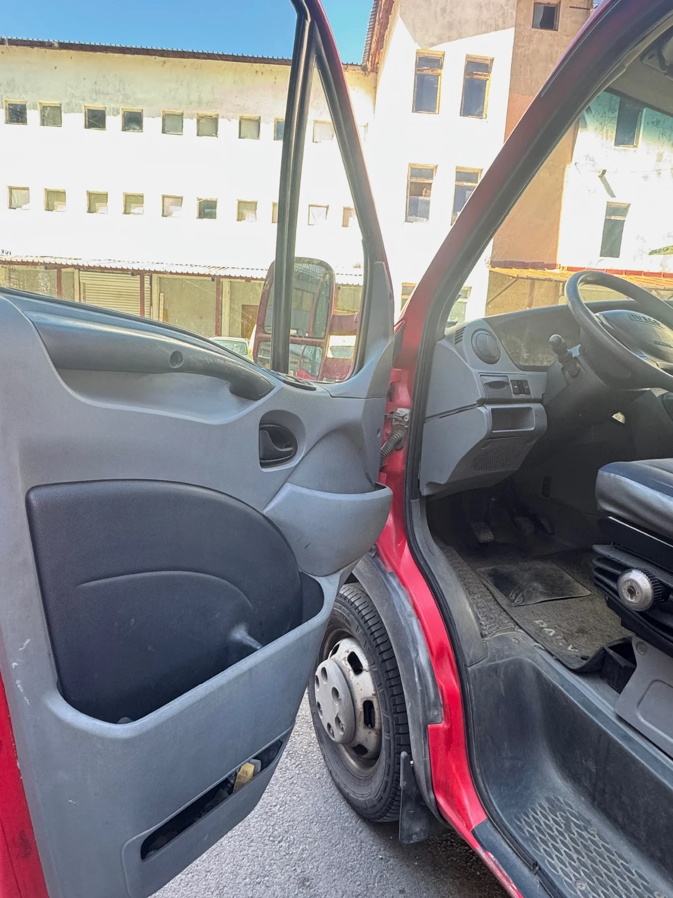 Iveco 35c18  - изображение 7