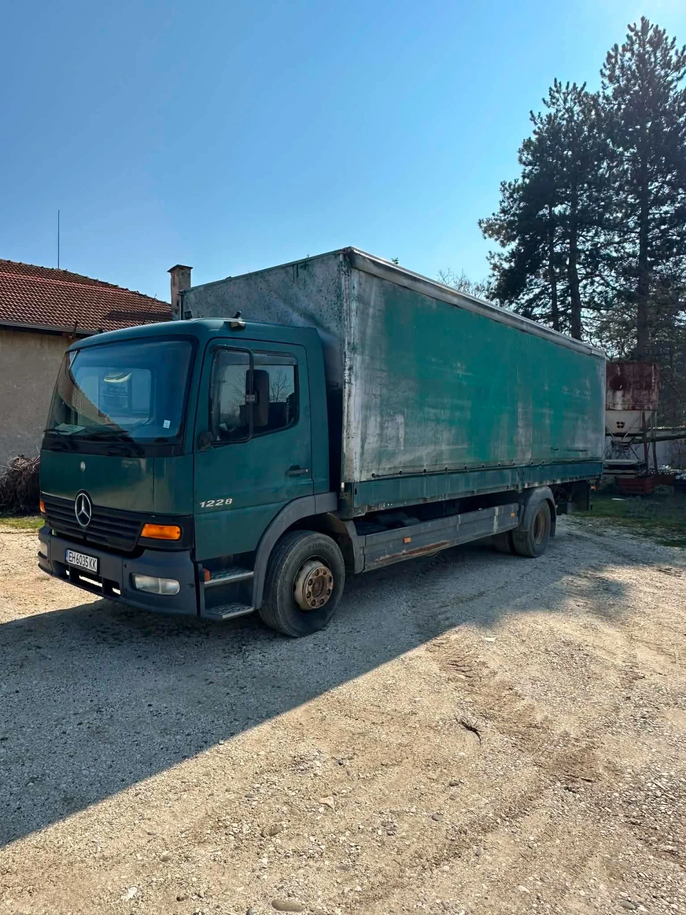 Mercedes-Benz Atego 1228