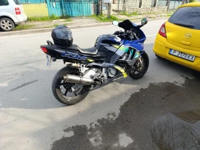 Обява за продажба на Honda Cbr ~2 800 лв. - изображение 1