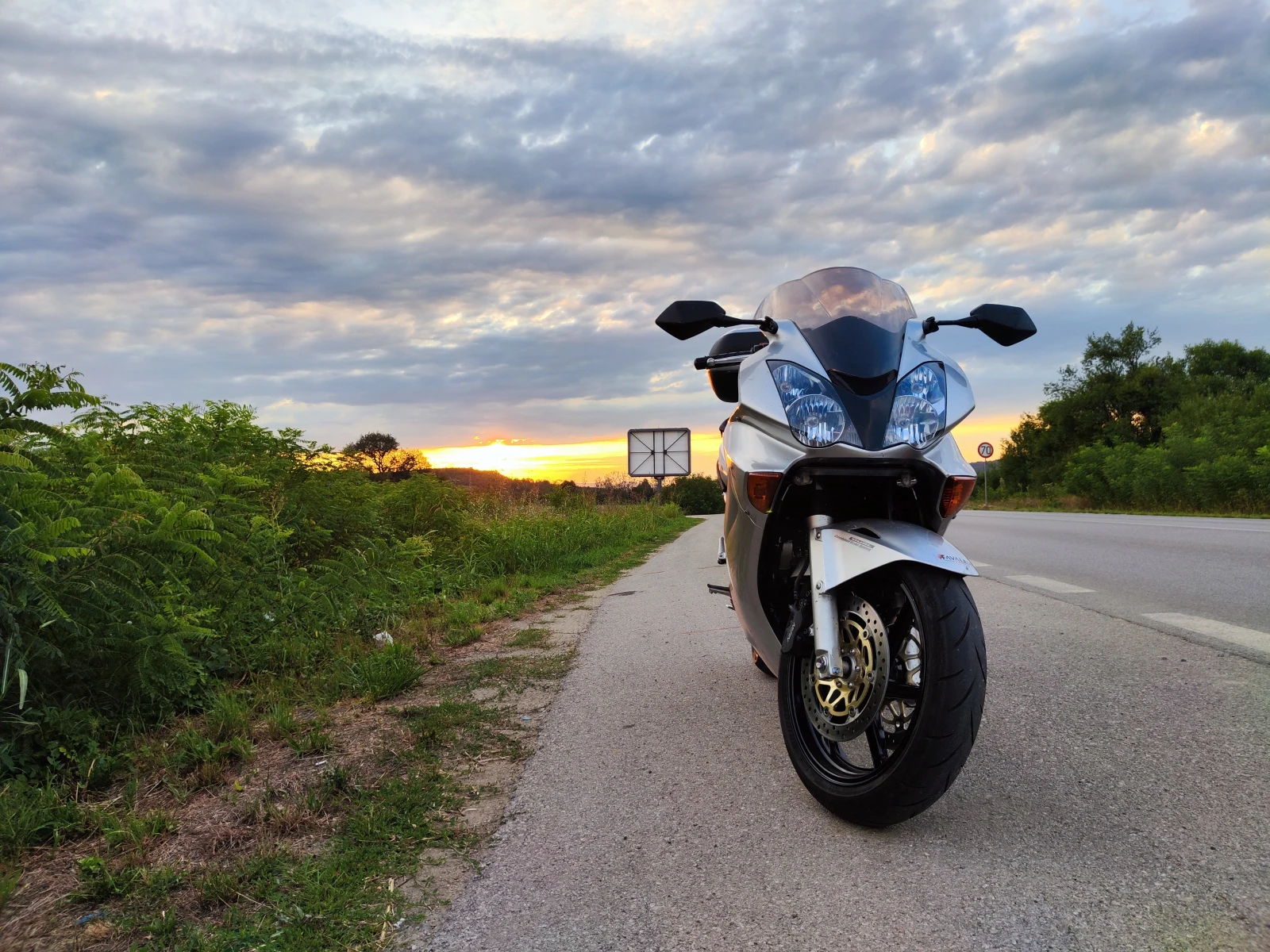Honda Vfr 800 | Mobile.bg � ����������� 1