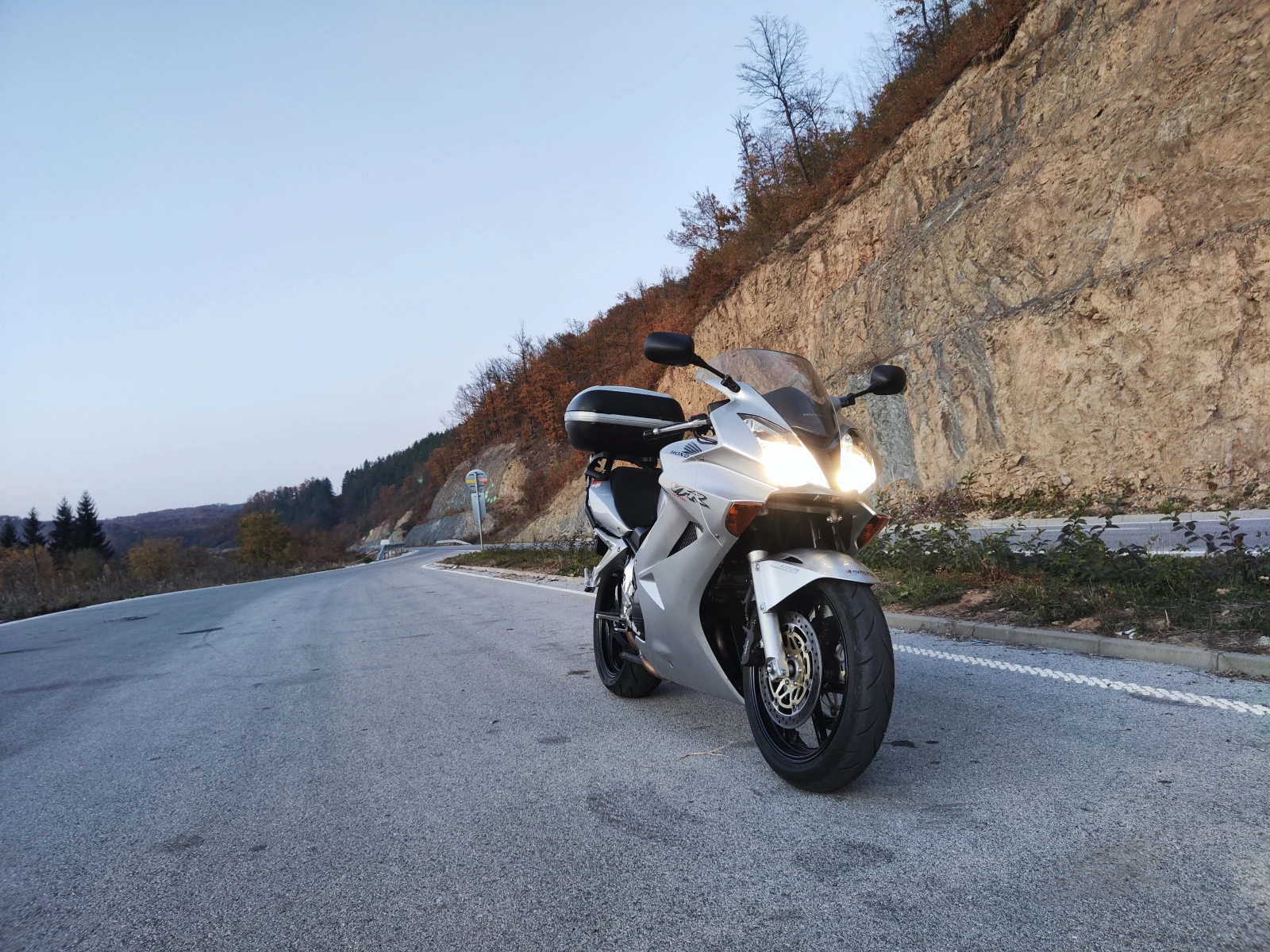 Honda Vfr 800 - изображение 3