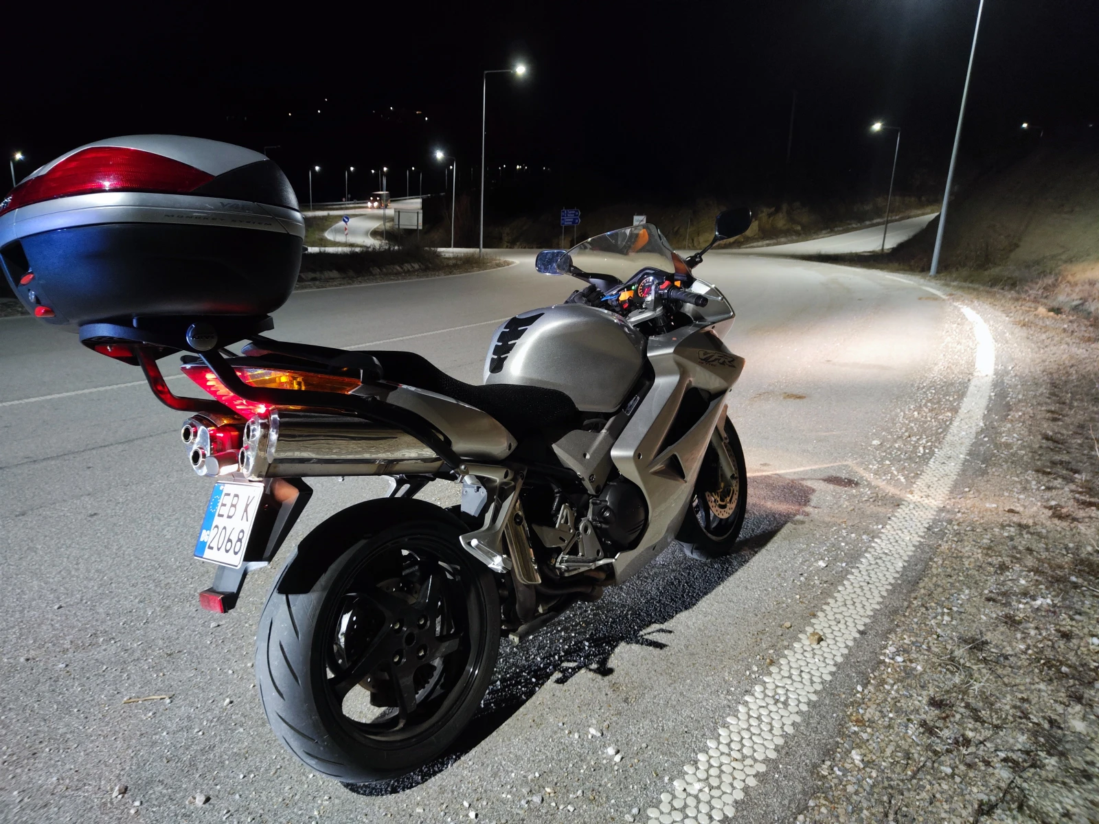 Honda Vfr 800 - изображение 6