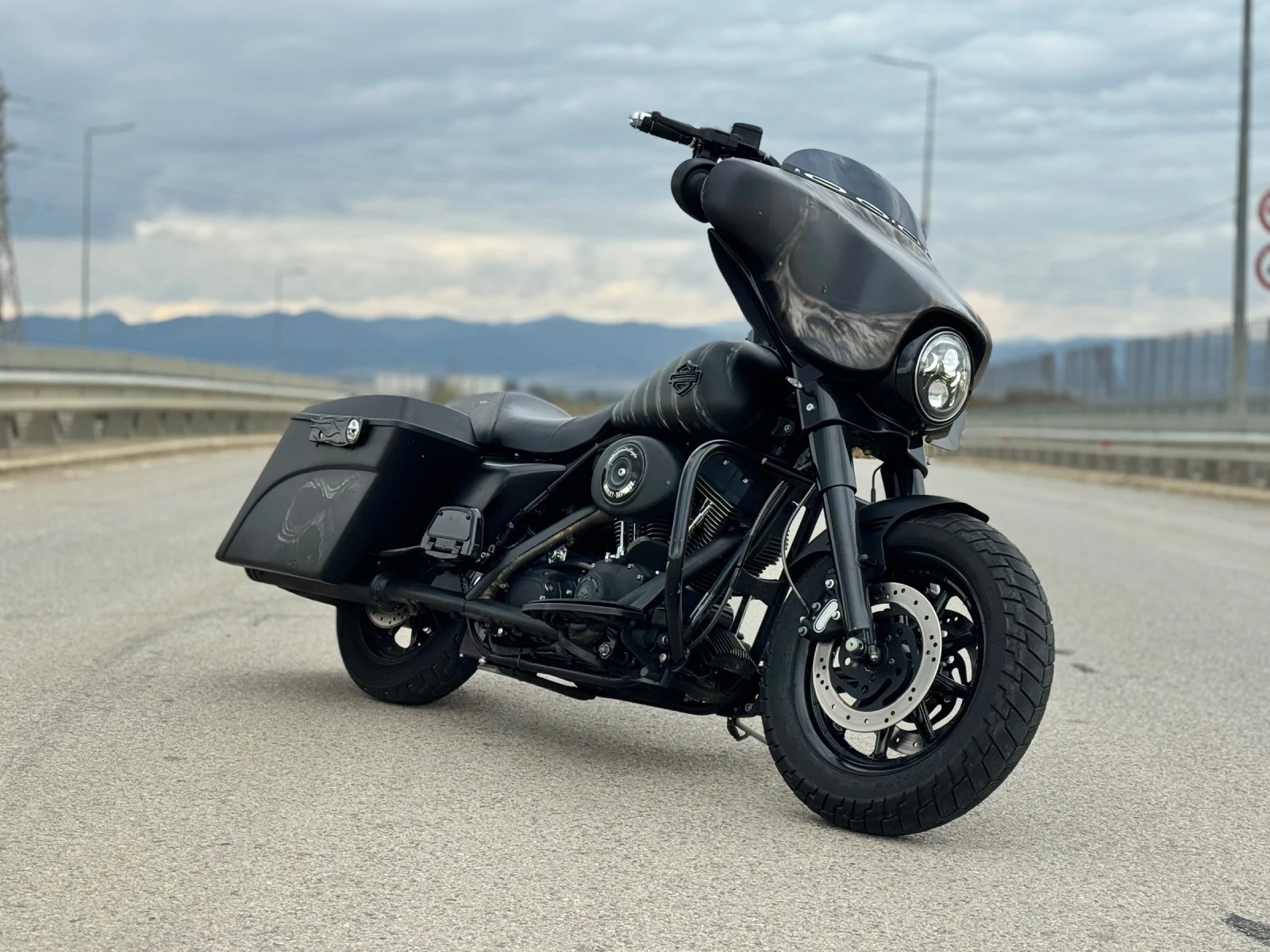 Harley-Davidson Electra Glide Classic CUSTOM - изображение 2