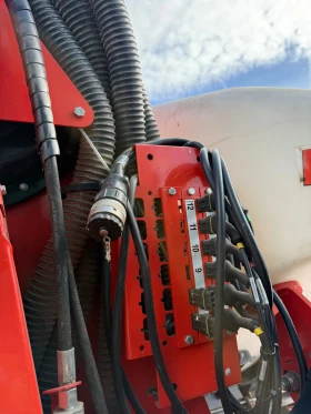 Сеялка KUHN Maxima 2M, снимка 5