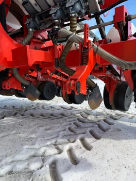 Сеялка KUHN Maxima 2M, снимка 8 - Селскостопанска техника - 53610483