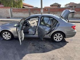 Обява за продажба на Mercedes-Benz C 200 Автоматик ~16 300 лв. - изображение 5