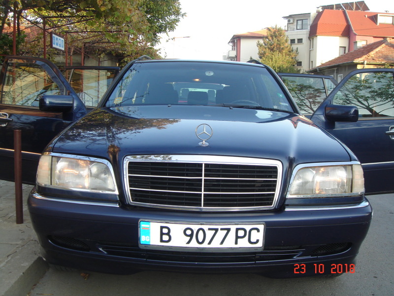 Mercedes-Benz 180, снимка 1 - Автомобили и джипове - 45360678