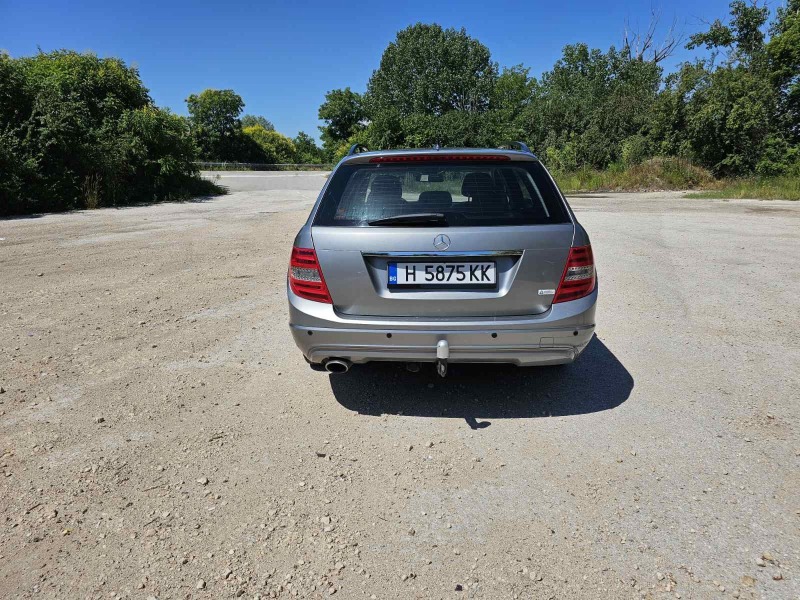 Mercedes-Benz 220 C220, снимка 4 - Автомобили и джипове - 46246753