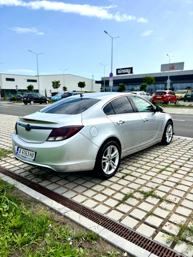 Opel Insignia 2.0 CDTI, снимка 4 - Автомобили и джипове - 47471057