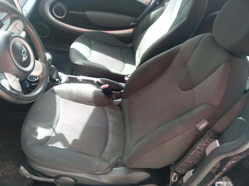 Mini One 1.4 Face-lift , снимка 7 - Автомобили и джипове - 49935544