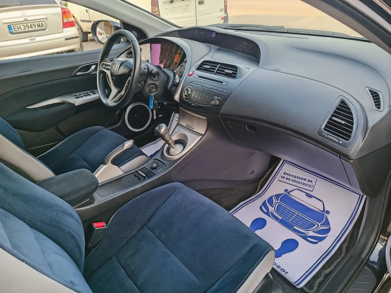 Honda Civic 1.8i-140кс-ШВЕЙЦАРИЯ-РЪЧКА-6ск, снимка 12 - Автомобили и джипове - 50627213