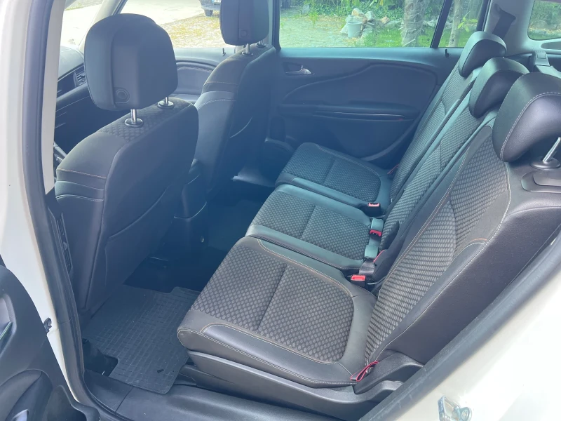 Opel Zafira 1.6 метан, снимка 10 - Автомобили и джипове - 51513195