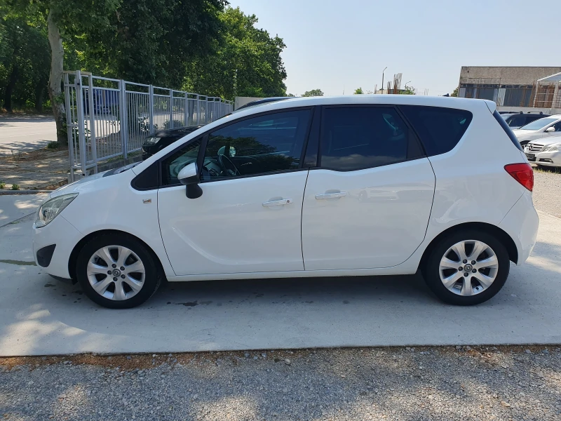 Opel Meriva 1.3/95KS., снимка 4 - Автомобили и джипове - 50727921