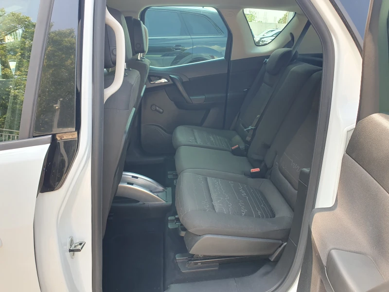 Opel Meriva 1.3/95KS., снимка 11 - Автомобили и джипове - 50727921