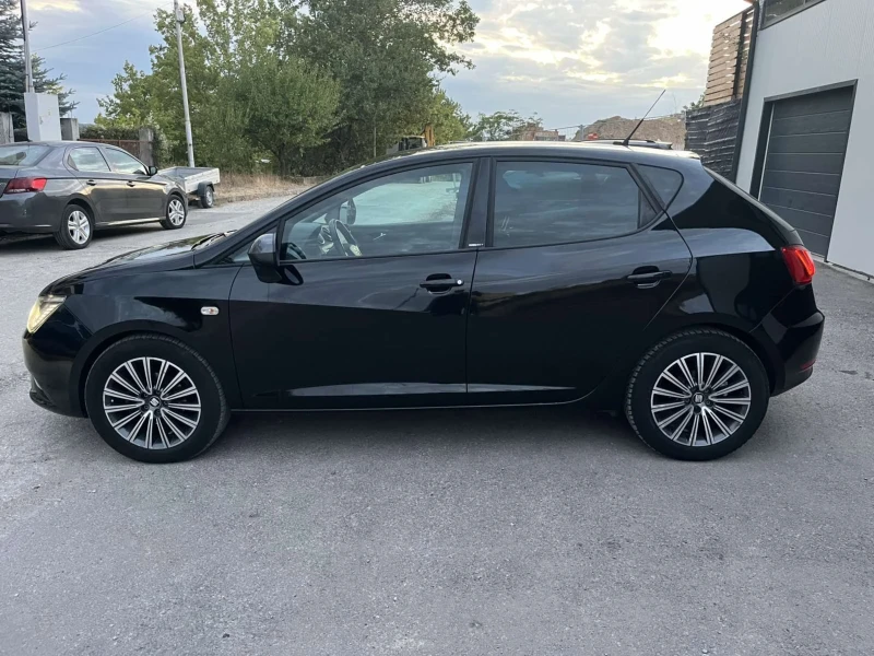 Seat Ibiza 1.2 TSI Connect, снимка 3 - Автомобили и джипове - 52371448