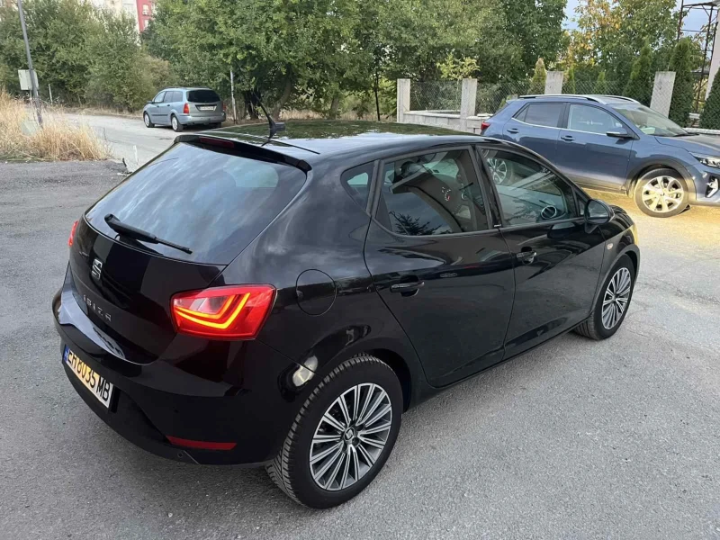 Seat Ibiza 1.2 TSI Connect, снимка 4 - Автомобили и джипове - 52371448