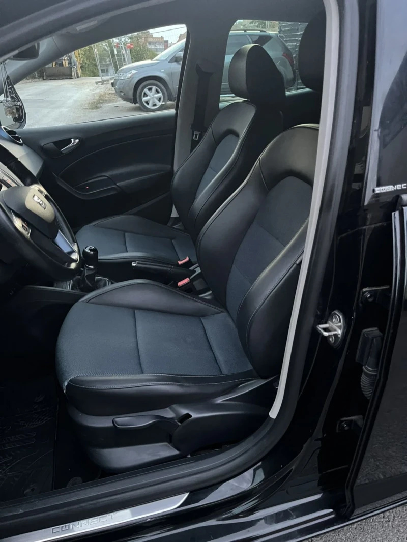 Seat Ibiza 1.2 TSI Connect, снимка 9 - Автомобили и джипове - 52371448