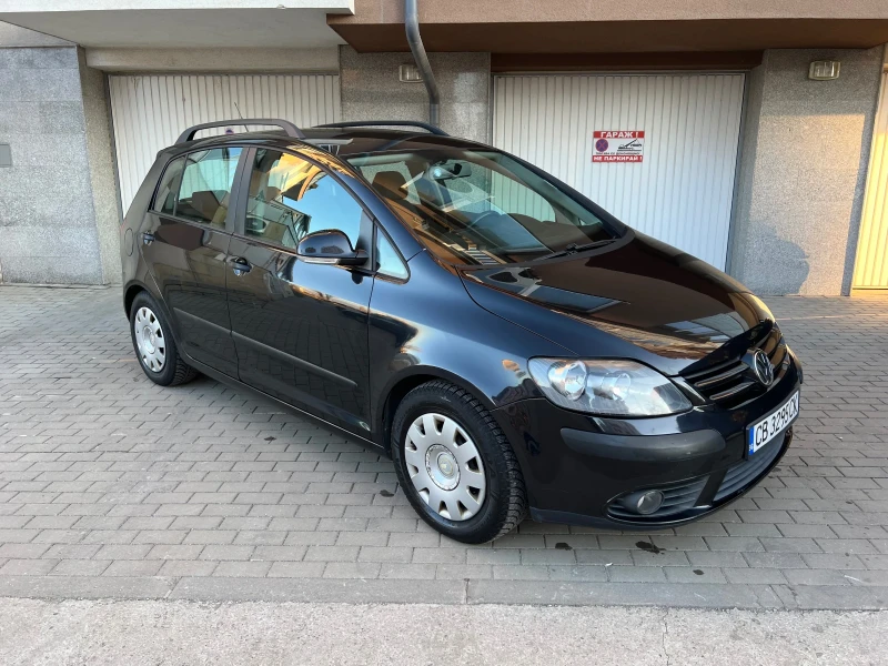 VW Golf Plus 1.6i, снимка 2 - Автомобили и джипове - 52793806