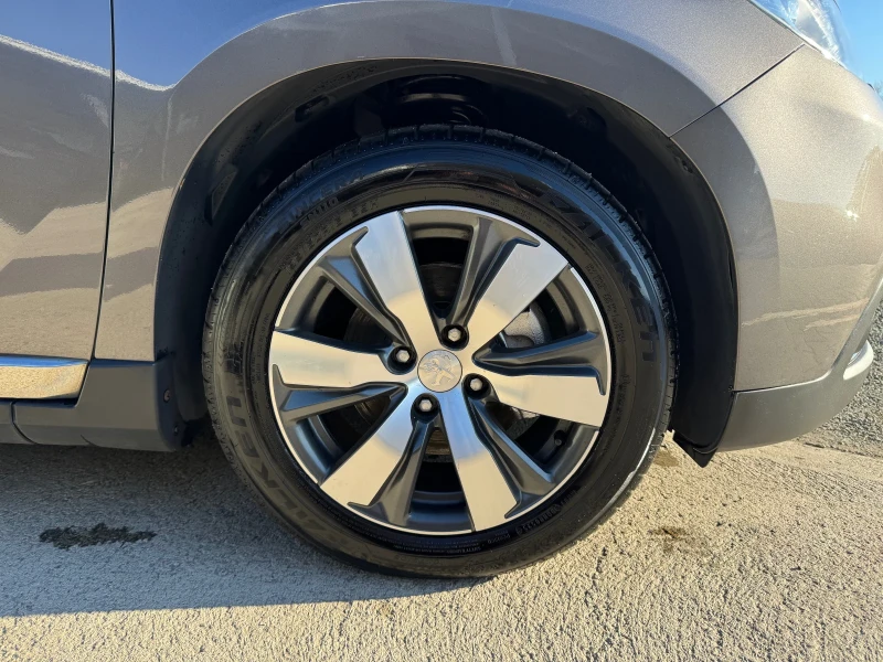 Peugeot 2008 1.6 HDI LED, снимка 9 - Автомобили и джипове - 52938290