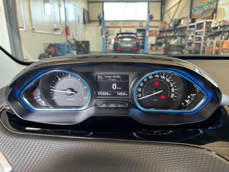 Peugeot 2008 1.6 HDI LED, снимка 16 - Автомобили и джипове - 52938290