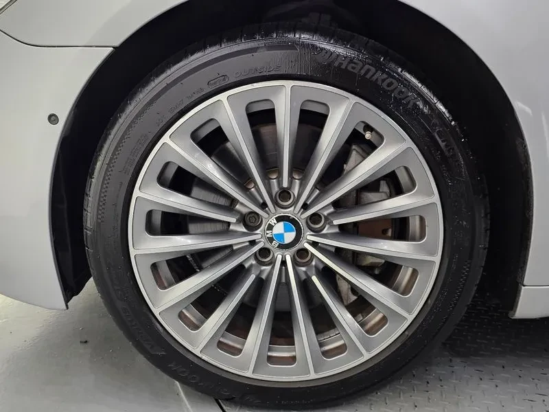 BMW 730, снимка 5 - Автомобили и джипове - 54600926