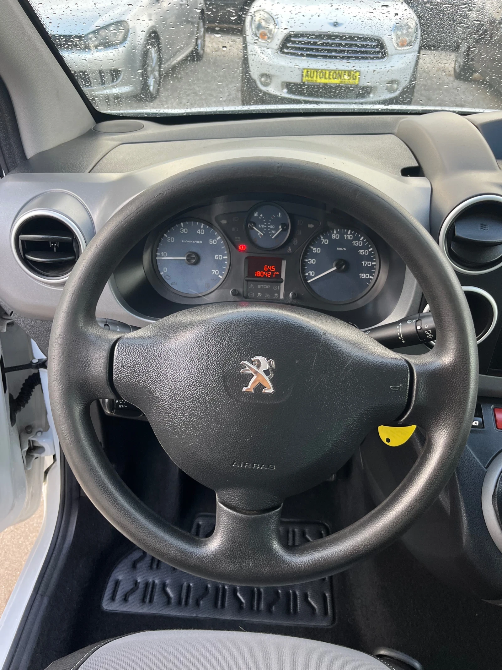 Peugeot Partner 1.6 HDi - изображение 9