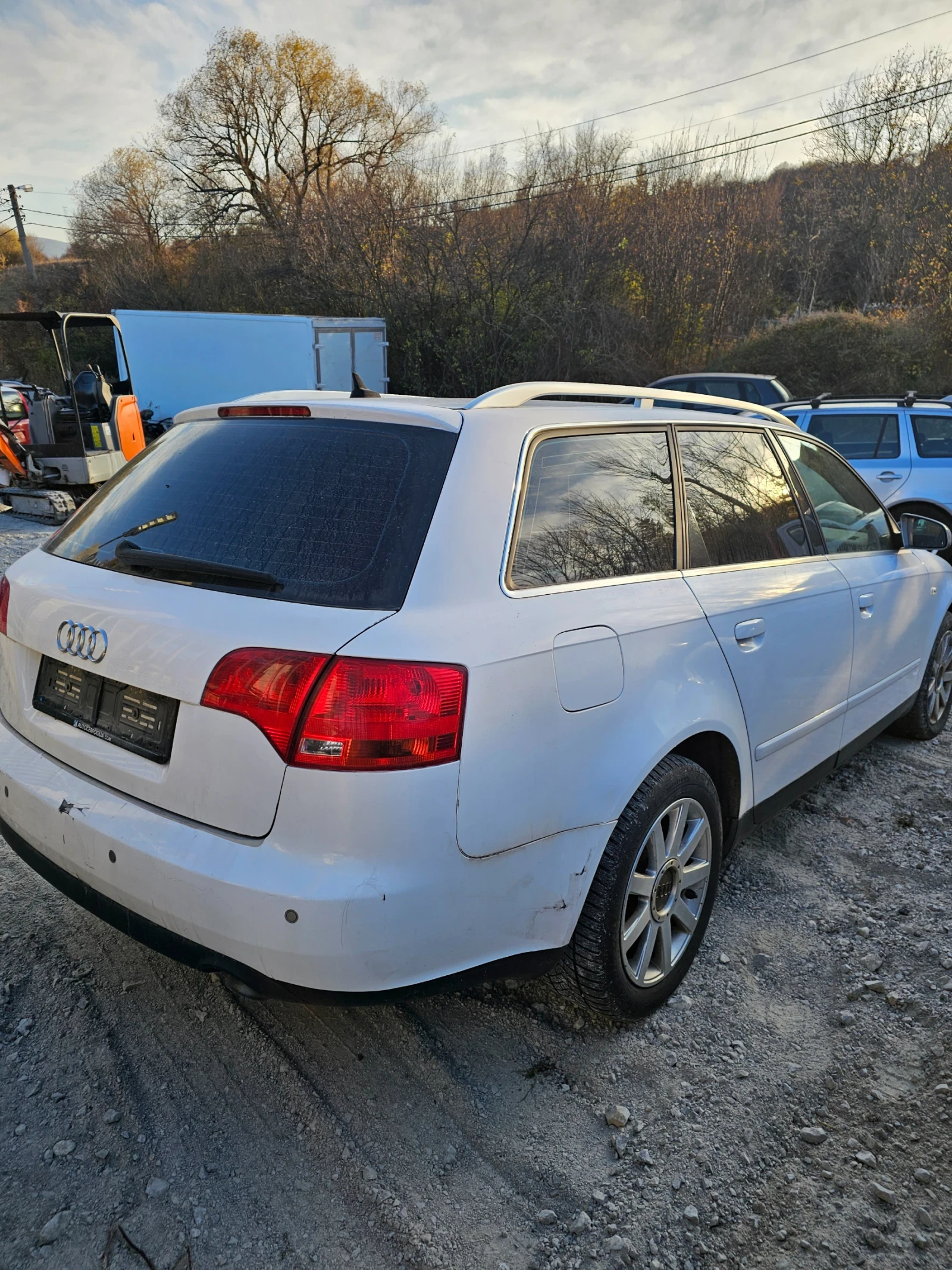 Audi A4 2.0 140 4x4 - изображение 7