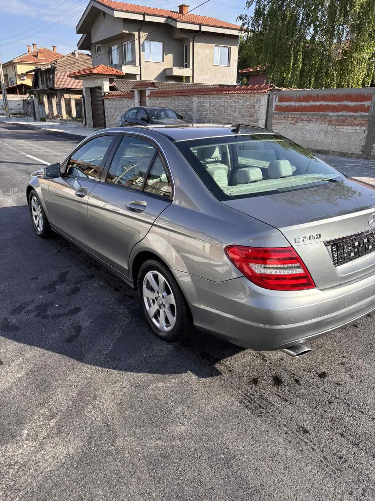 Mercedes-Benz C 200 Автоматик - изображение 9