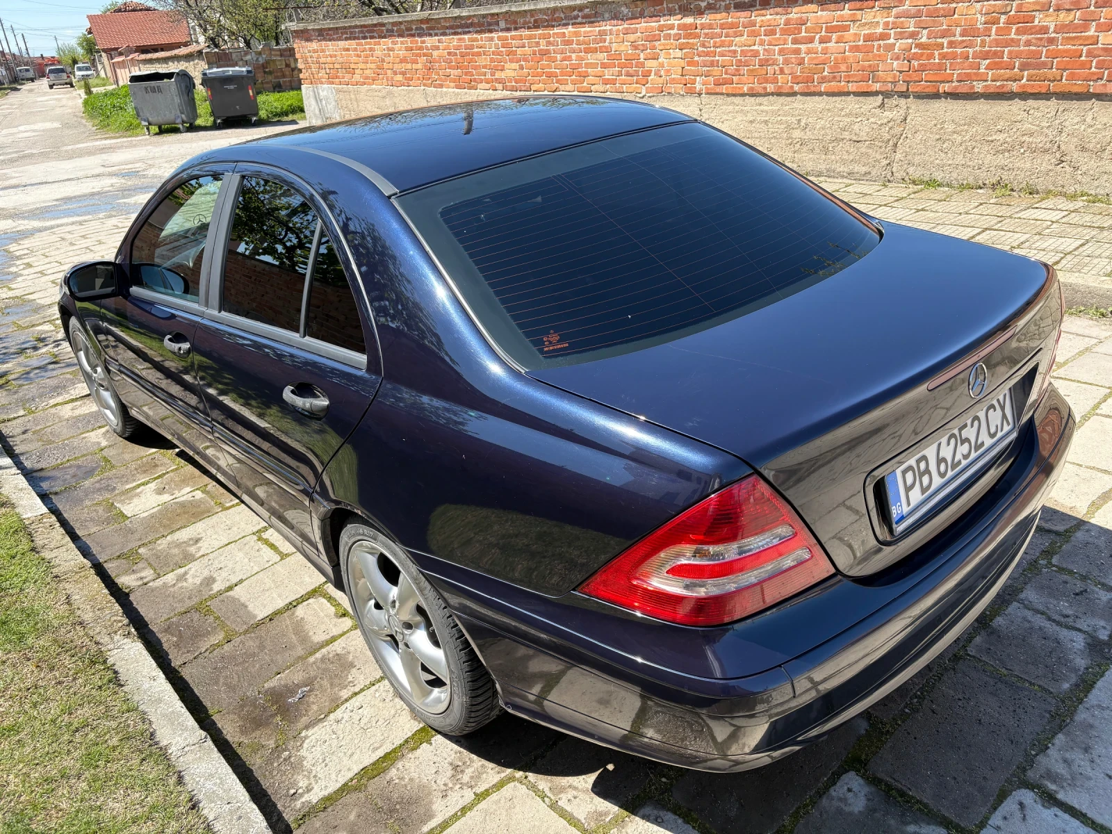 Mercedes-Benz C 180  - изображение 2