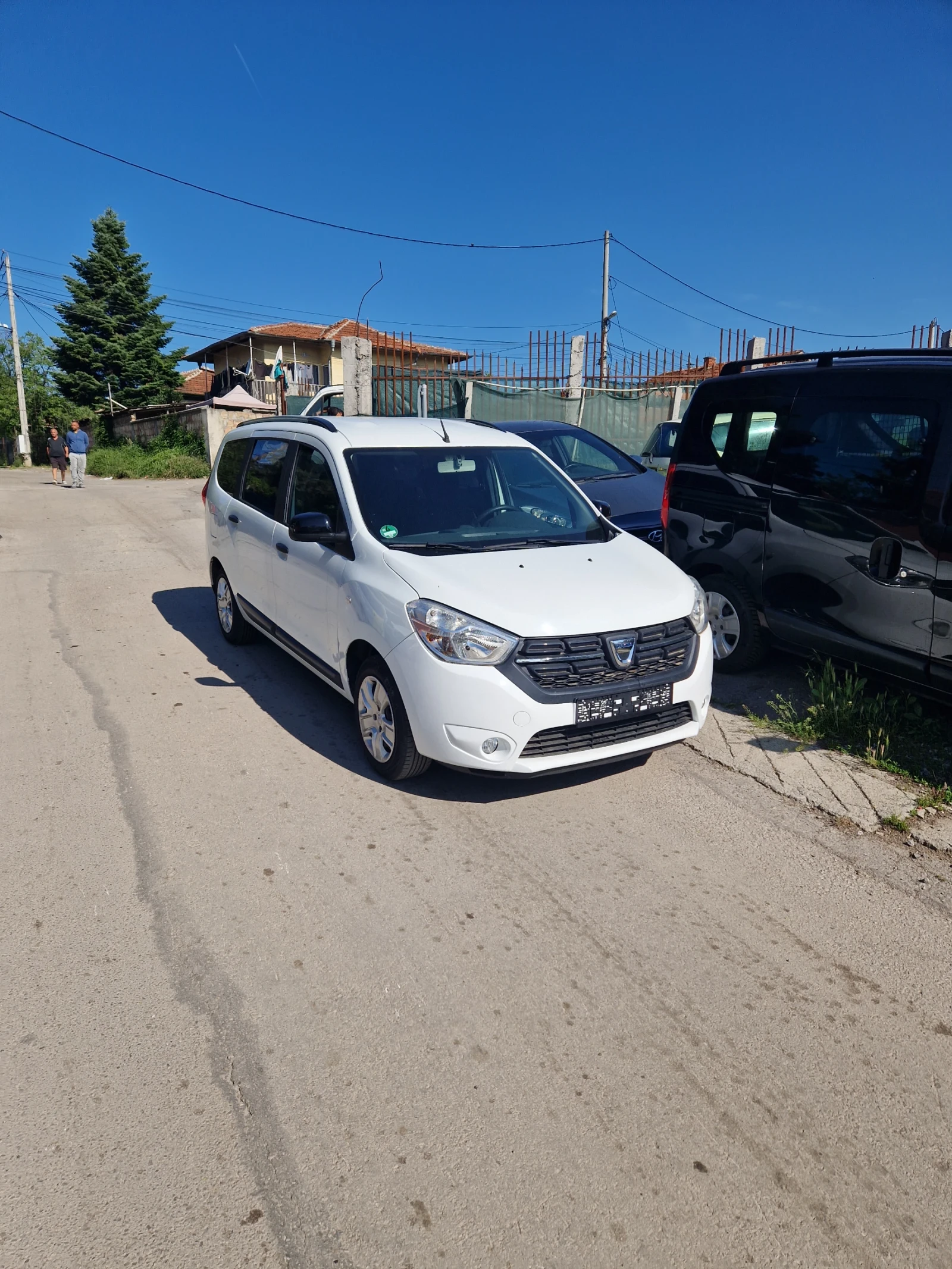Dacia Lodgy 1.6  бензин газ - изображение 2